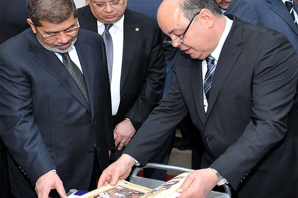 صابر عرب وزير الثقافة الأسبق مع محمد مرسي