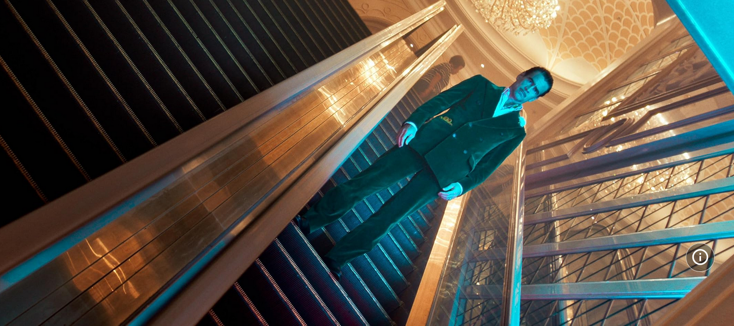 كولن فاربل في دور "لود دويل" اللباعب الصغير